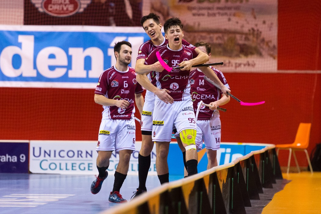 Acema Sparta Praha vs Fat Pipe Florbal Chodov