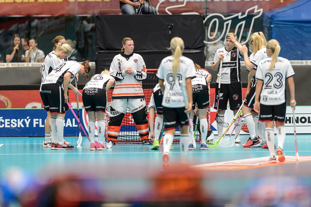 CHAMPIONS CUP 2015 WOMEN -  KAIS Mora IF vs Classic - 13:6