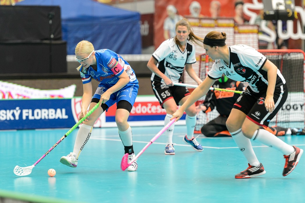 CHAMPIONS CUP 2015 WOMEN -  KAIS Mora IF vs Classic - 13:6