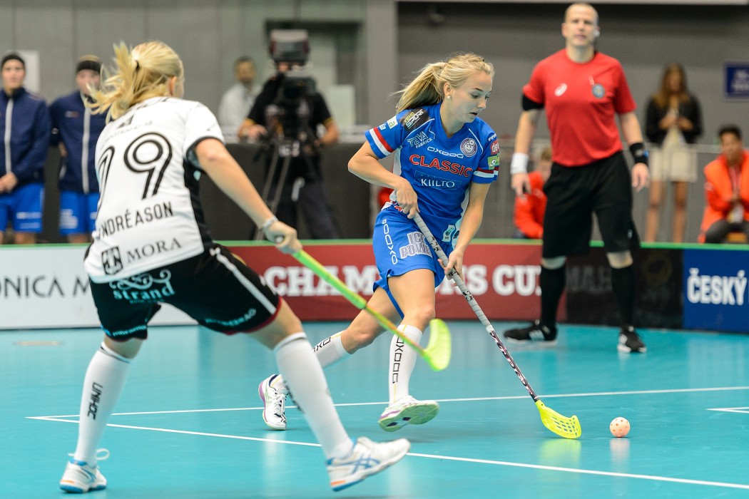 CHAMPIONS CUP 2015 WOMEN -  KAIS Mora IF vs Classic - 13:6