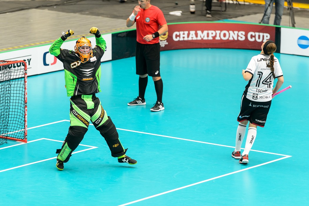 CHAMPIONS CUP 2015 WOMEN -  KAIS Mora IF vs Classic - 13:6