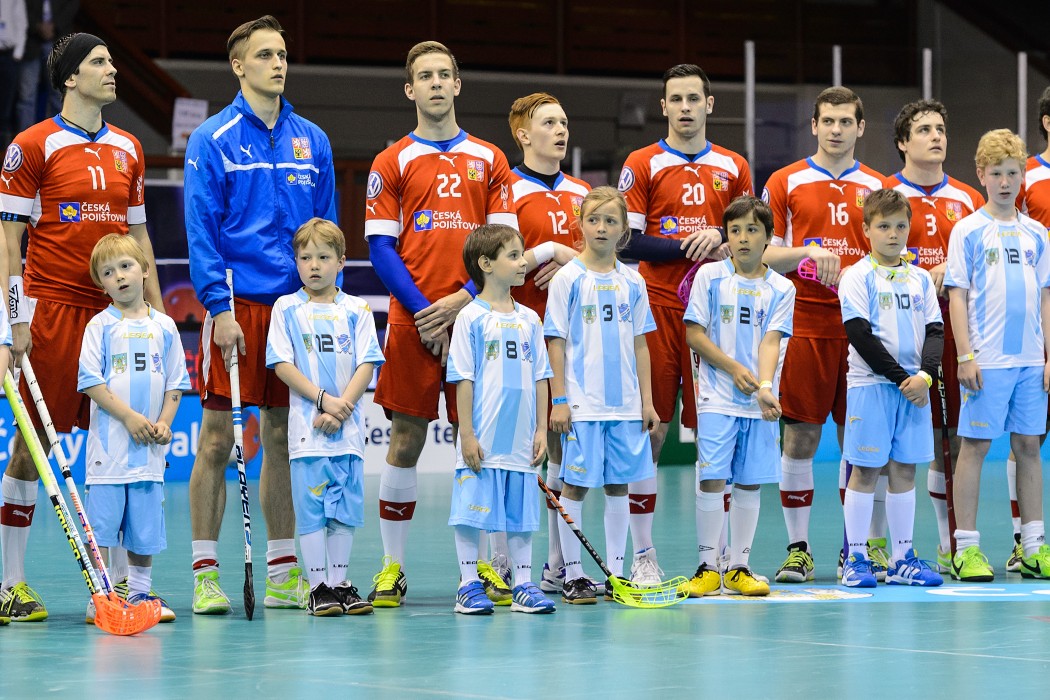 Euro Floorball Tour 2014 -  Czech Republic vs Sweden - 6:5
