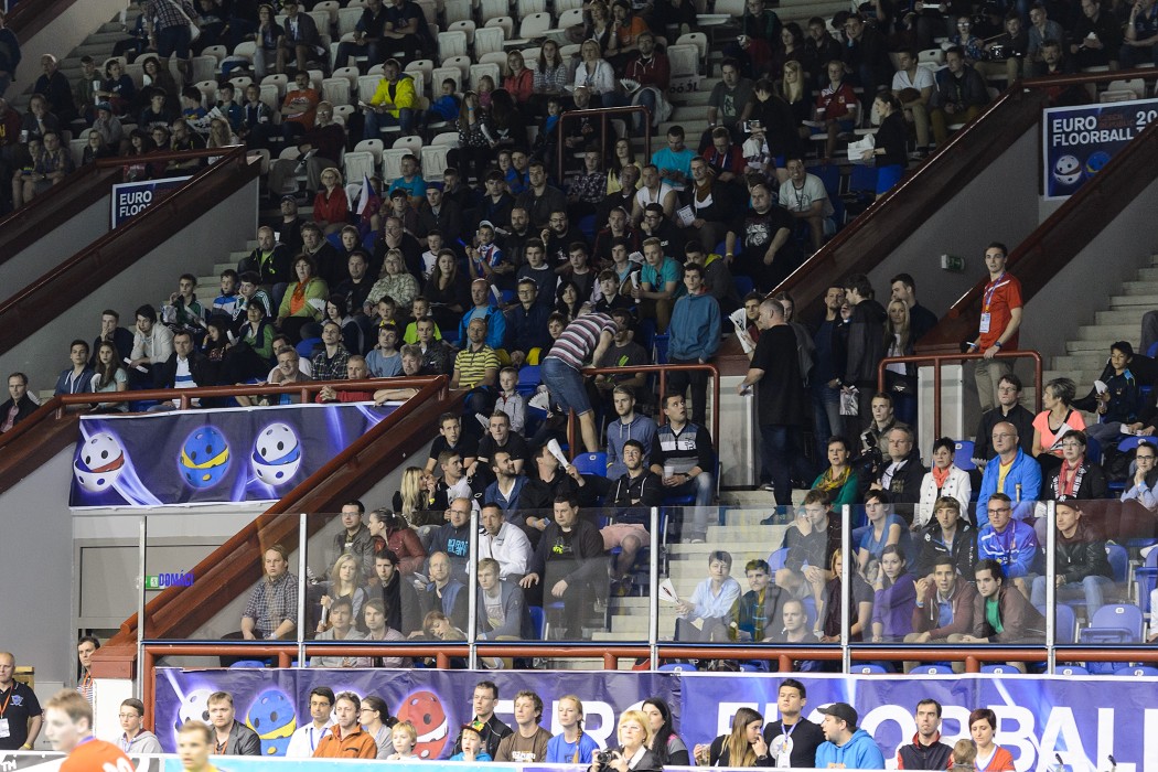 Euro Floorball Tour 2014 -  Czech Republic vs Sweden - 6:5