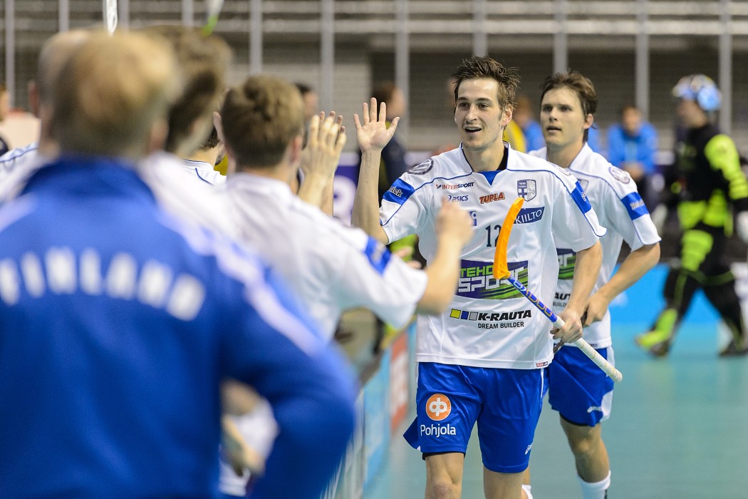 Euro Floorball Tour 2014 -  Sweden vs Finland - 2:7