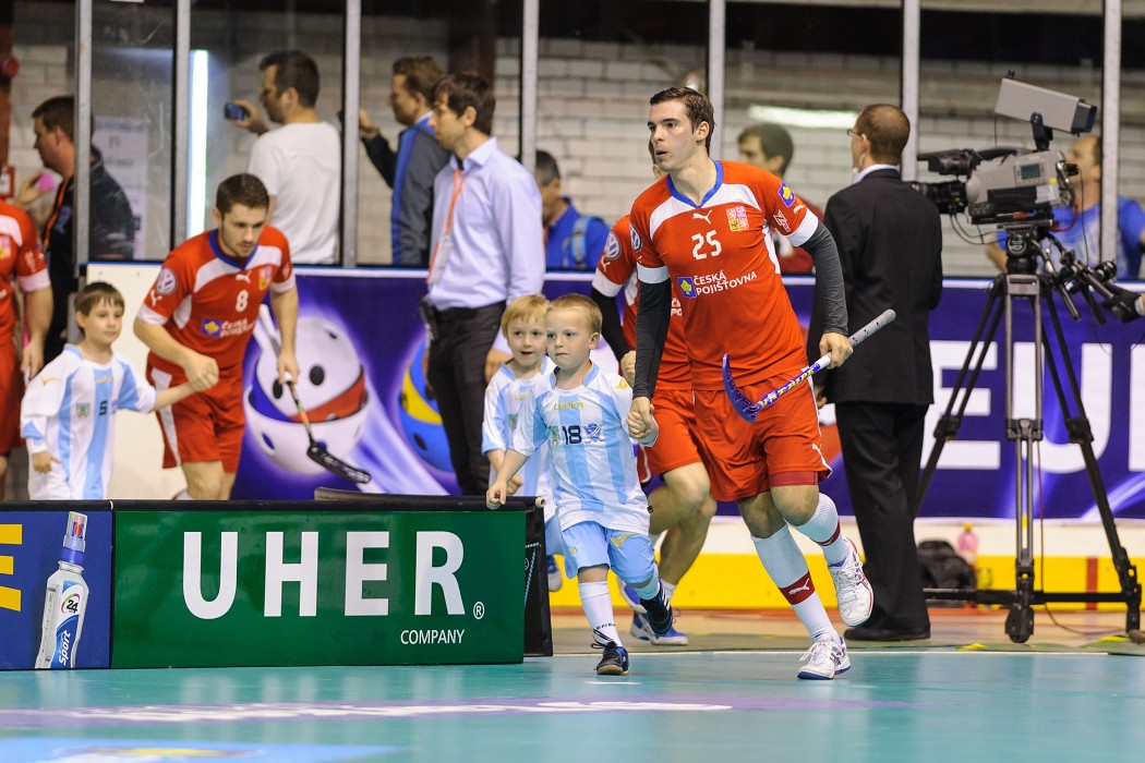 Euro Floorball Tour 2014 -  Czech Republic vs Switzerland - 8:7