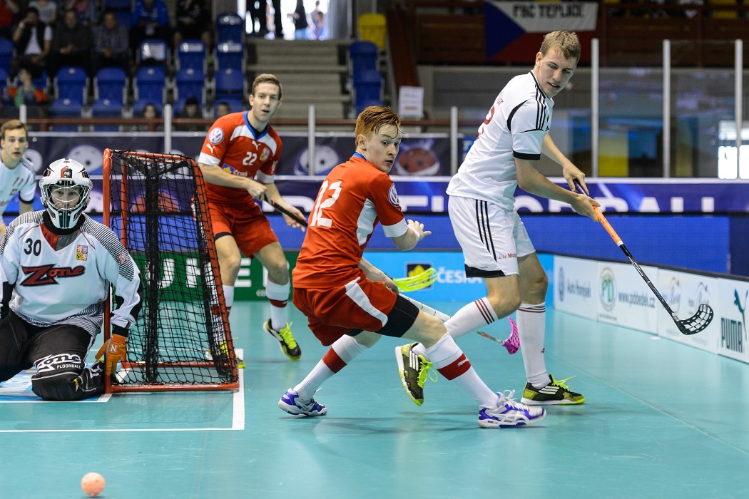 Euro Floorball Tour 2014 -  Czech Republic vs Switzerland - 8:7