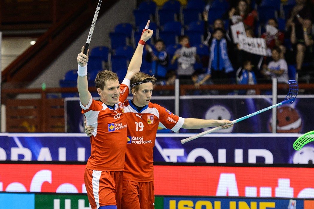 Euro Floorball Tour 2014 -  Czech Republic vs Switzerland - 8:7