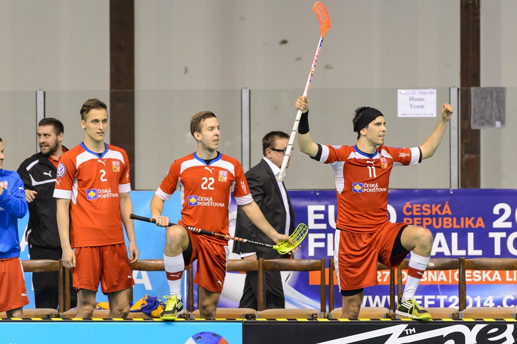 Euro Floorball Tour 2014 -  Czech Republic vs Switzerland - 8:7