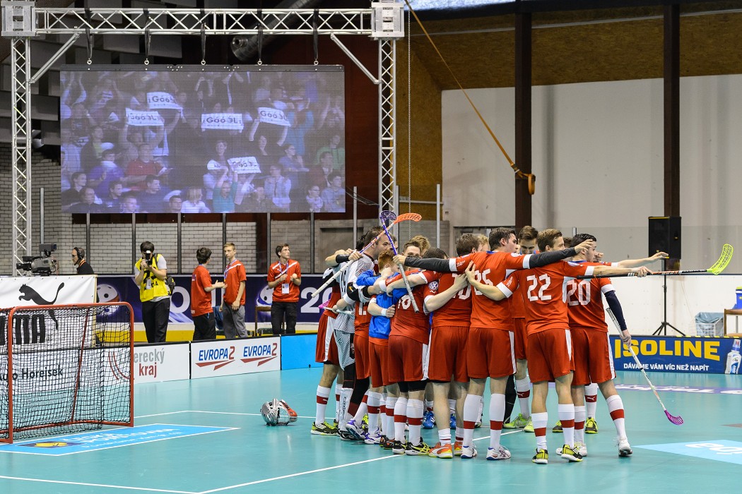 Euro Floorball Tour 2014 -  Czech Republic vs Switzerland - 8:7