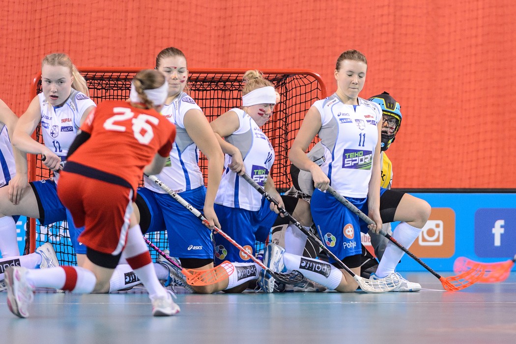 Euro Floorball Tour 2014 -  CZE WU19 vs FIN WU19 - 2:7