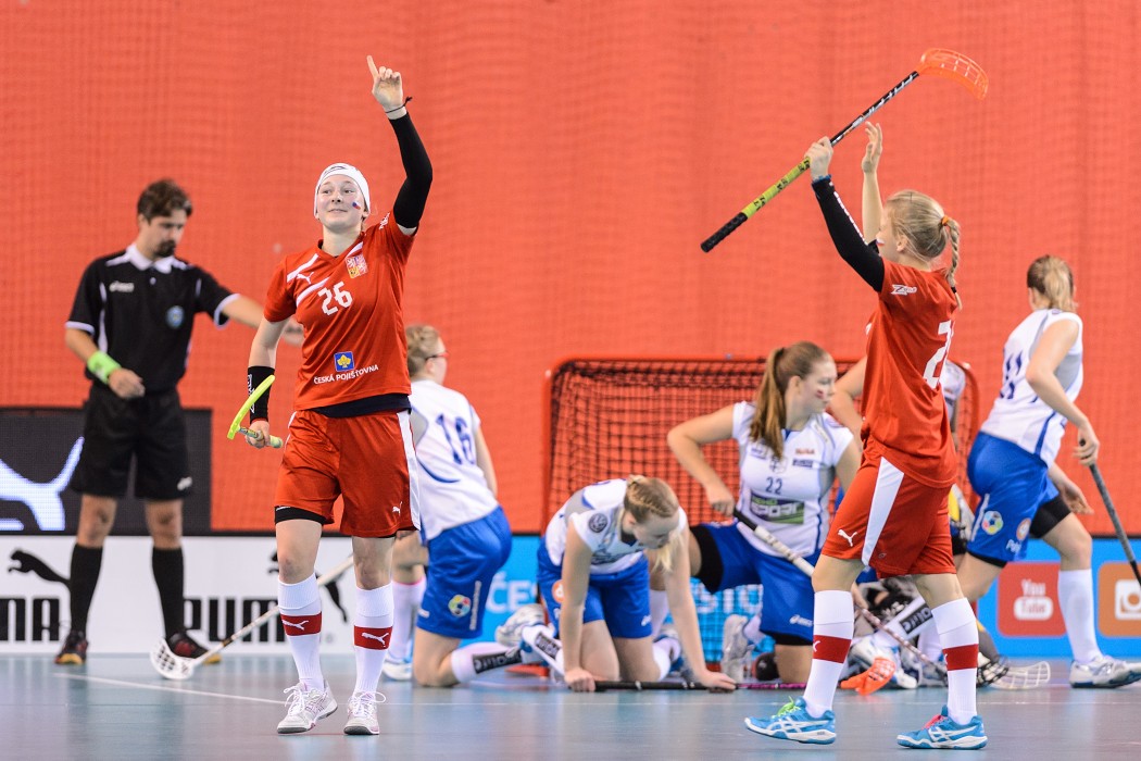 Euro Floorball Tour 2014 -  CZE WU19 vs FIN WU19 - 2:7