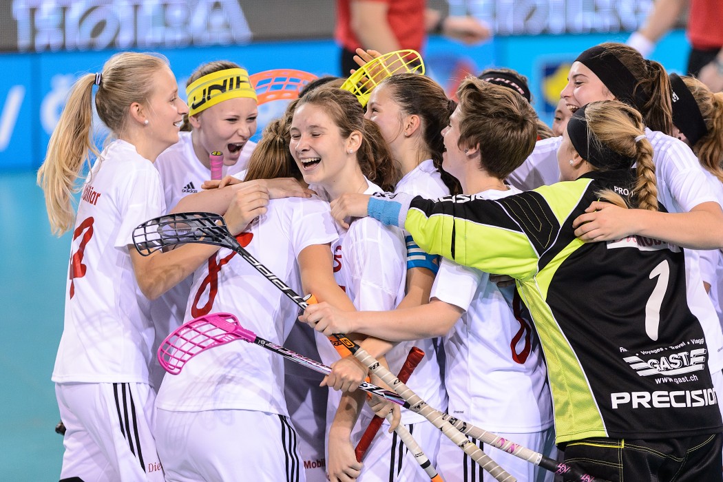 Euro Floorball Tour 2014 -  SUI WU19 vs SWE WU19