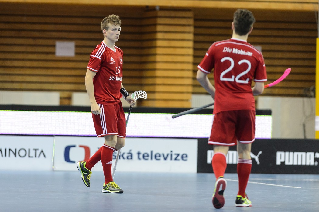 Euro Floorball Tour 2015 -  Switzerland U19 vs Sweden U19 - 7:11