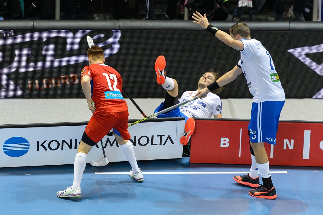 Euro Floorball Tour 2015 - Czech Republic vs Finland - 3:6