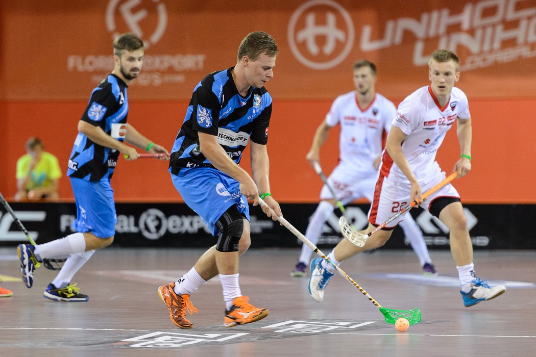 CZECH OPEN 2015 - semifinále - Floorball Köniz x Technology Fl