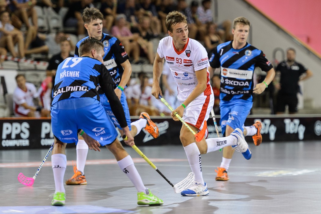 CZECH OPEN 2015 - semifinále - Floorball Köniz x Technology Fl