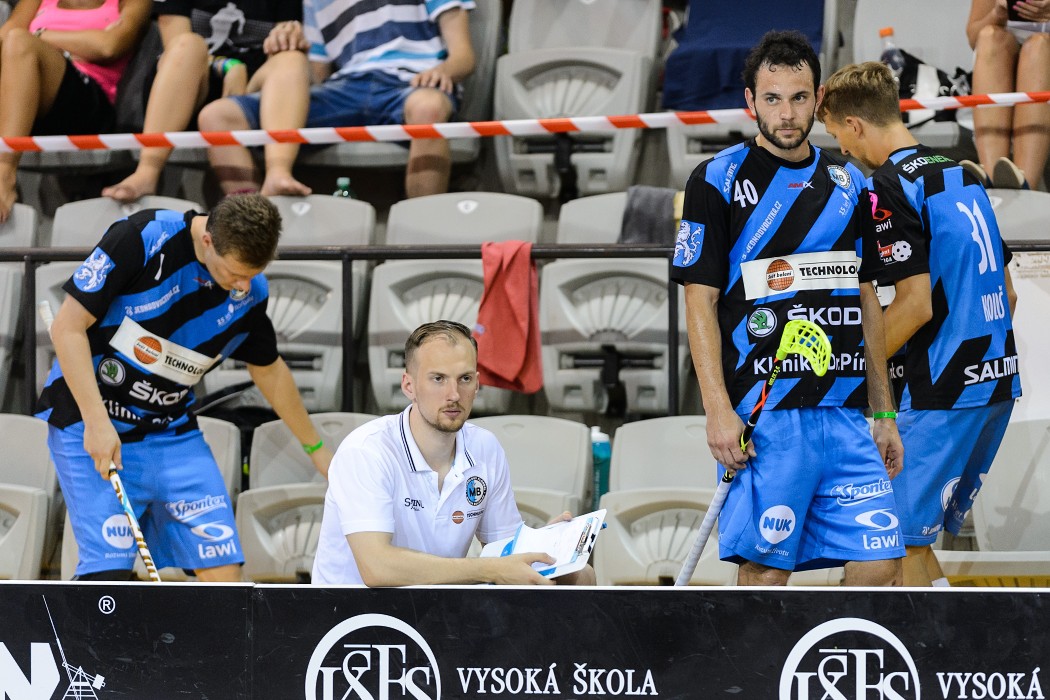 CZECH OPEN 2015 - semifinále - Floorball Köniz x Technology Fl