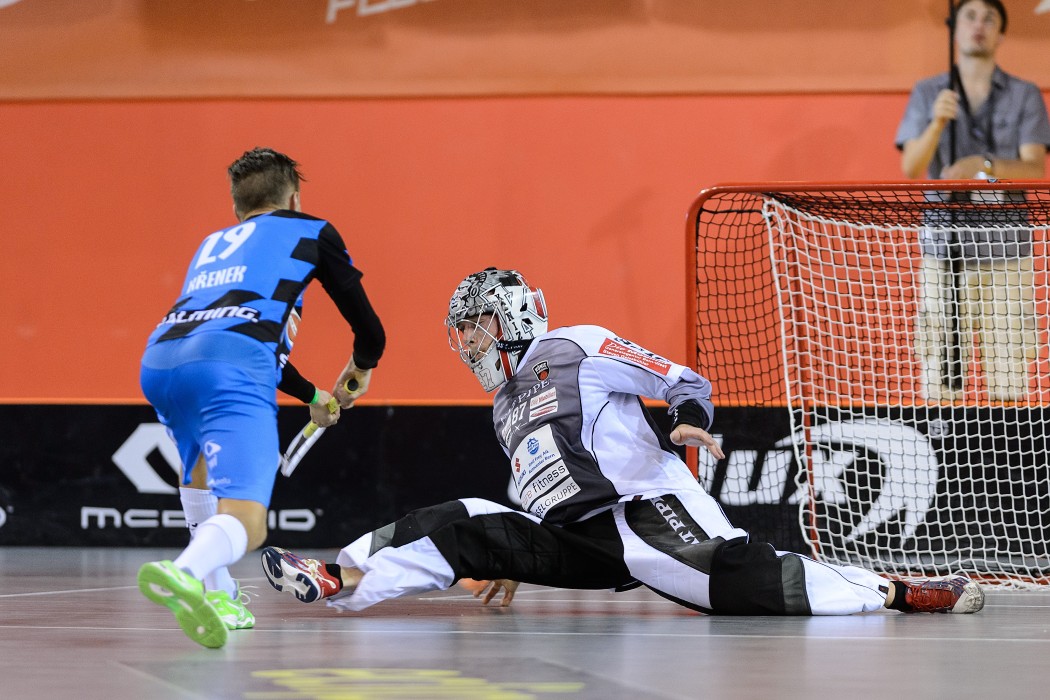 CZECH OPEN 2015 - semifinále - Floorball Köniz x Technology Fl